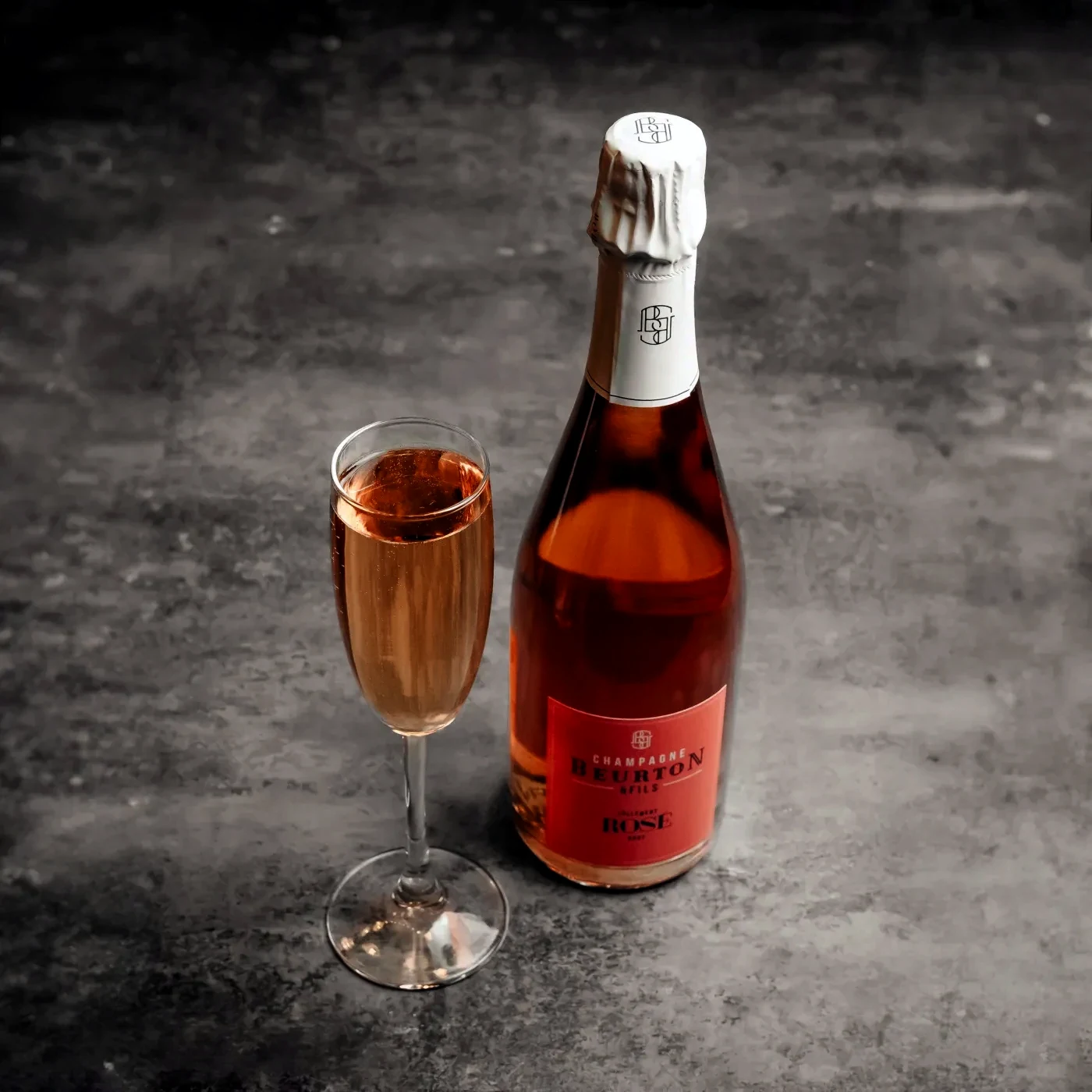 Follement rose, beurton et fils